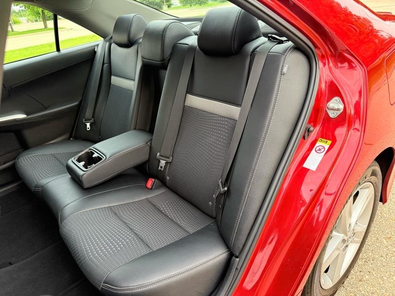 Toyota Camry SE 2012