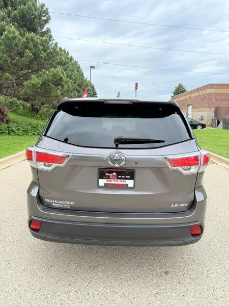 Toyota Highlander LE AWD V6 2014