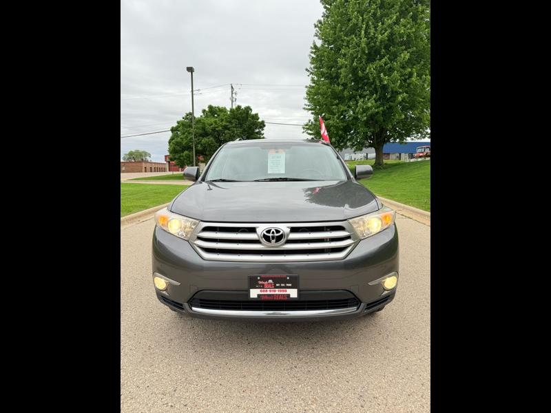 Toyota Highlander Base 4WD 2011