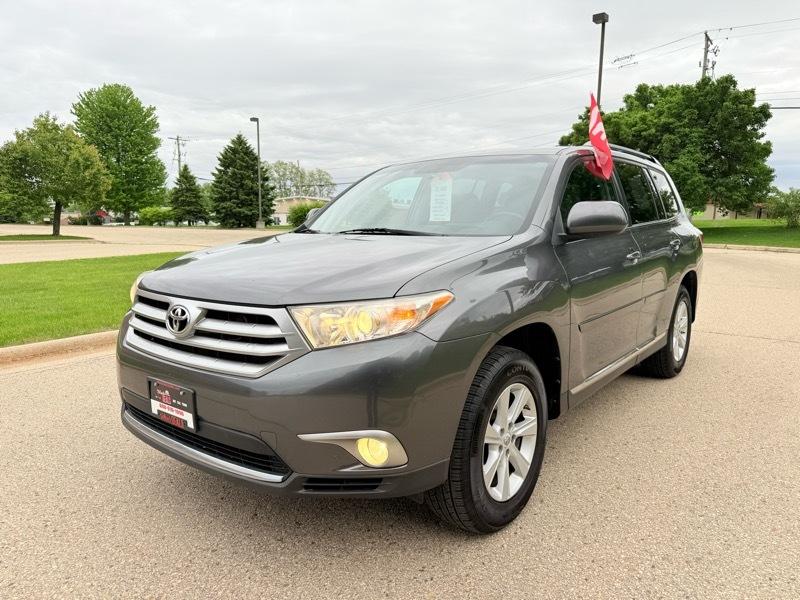 Toyota Highlander Base 4WD 2011