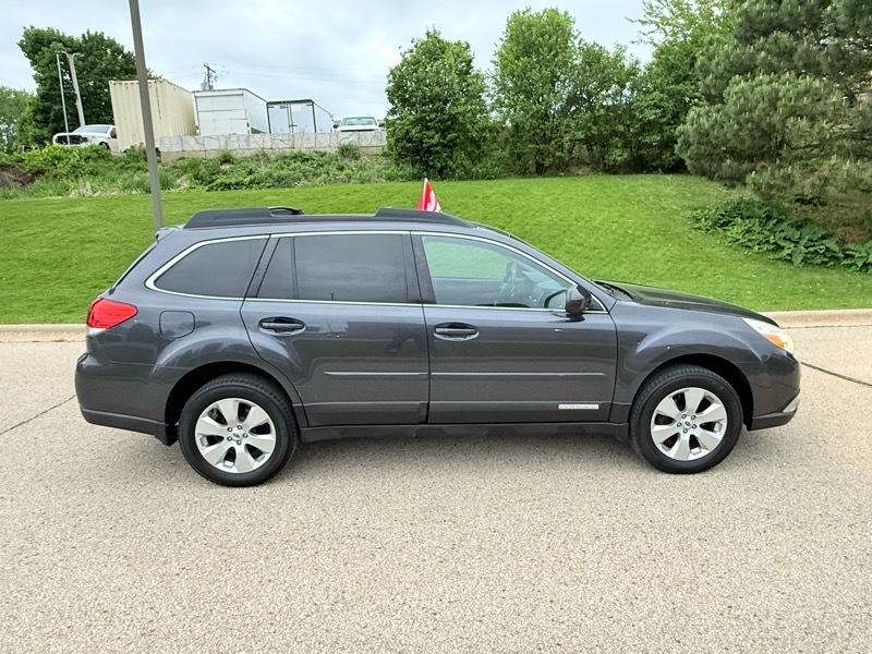 Subaru Outback 2.5i Limited 2012
