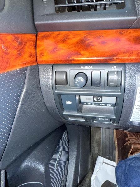 Subaru Outback 2.5i Limited 2012