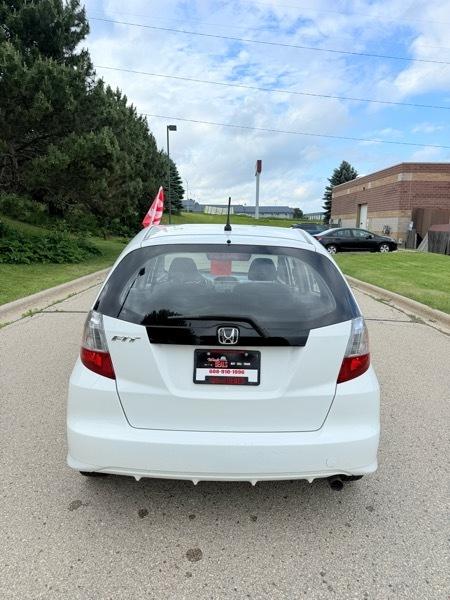 Honda Fit 5-Speed AT 2013