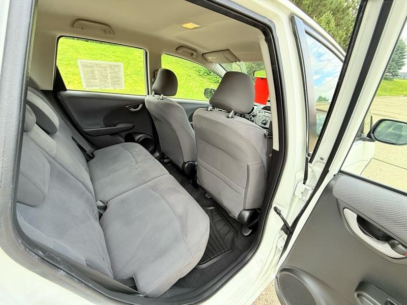 Honda Fit 5-Speed AT 2013