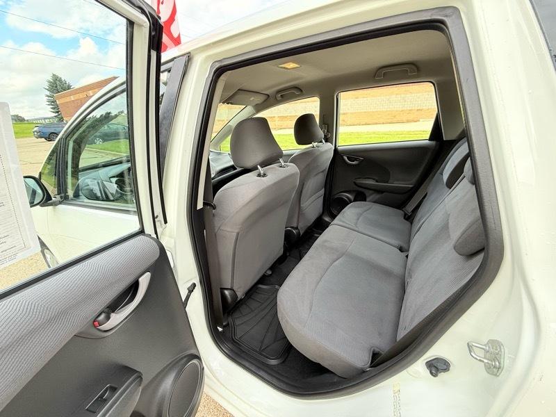 Honda Fit 5-Speed AT 2013