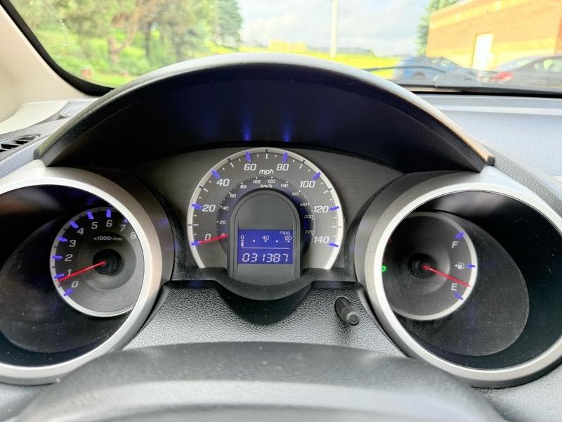 Honda Fit 5-Speed AT 2013