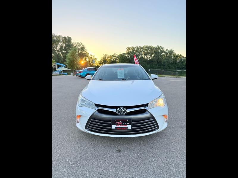 Toyota Camry SE 2015