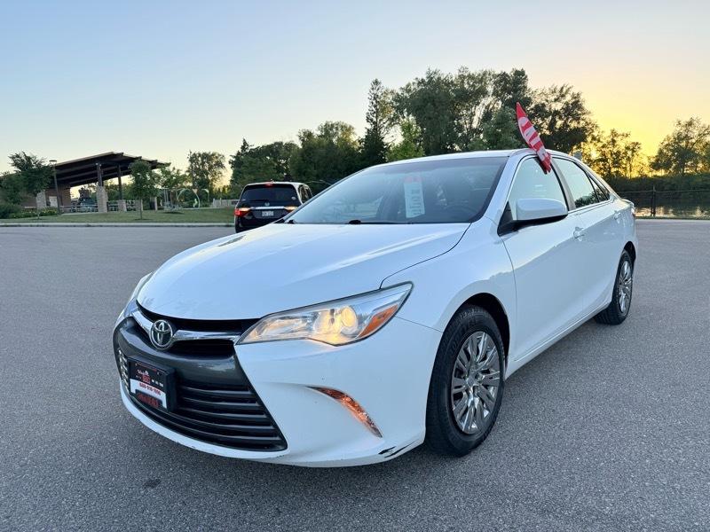Toyota Camry SE 2015