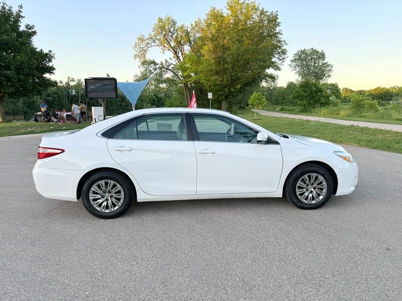 Toyota Camry SE 2015