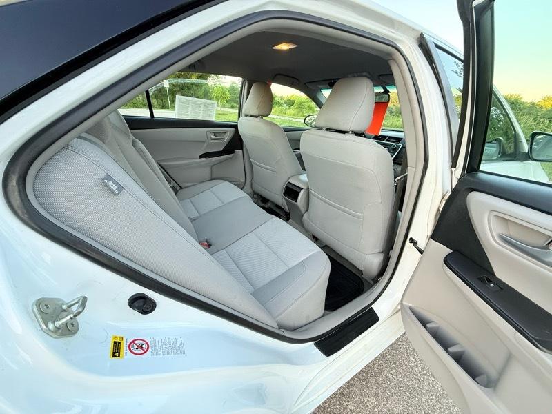 Toyota Camry SE 2015