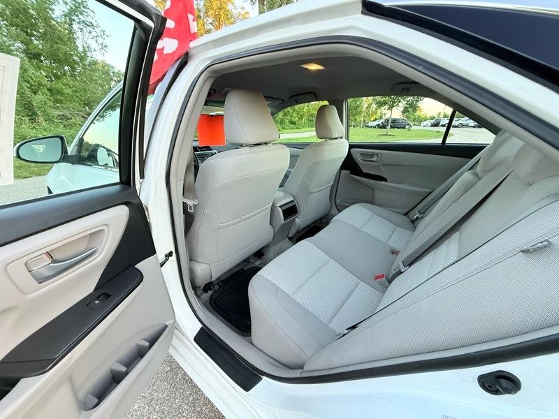 Toyota Camry SE 2015