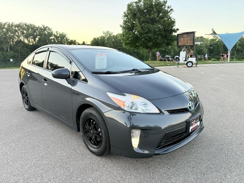 Toyota Prius Prius V 2012