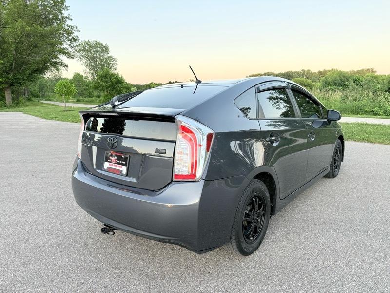 Toyota Prius Prius V 2012