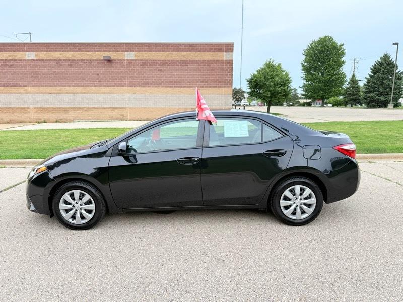 Toyota Corolla 4dr Sdn LE Auto 2014