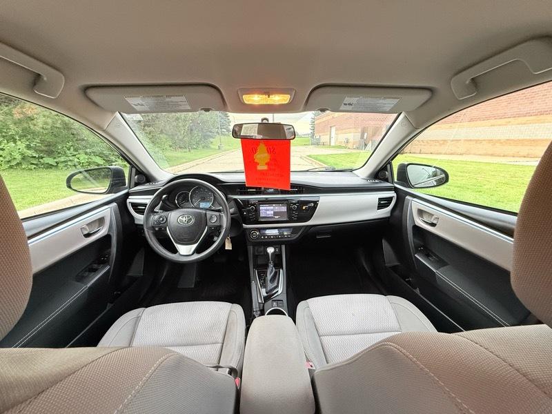 Toyota Corolla 4dr Sdn LE Auto 2014