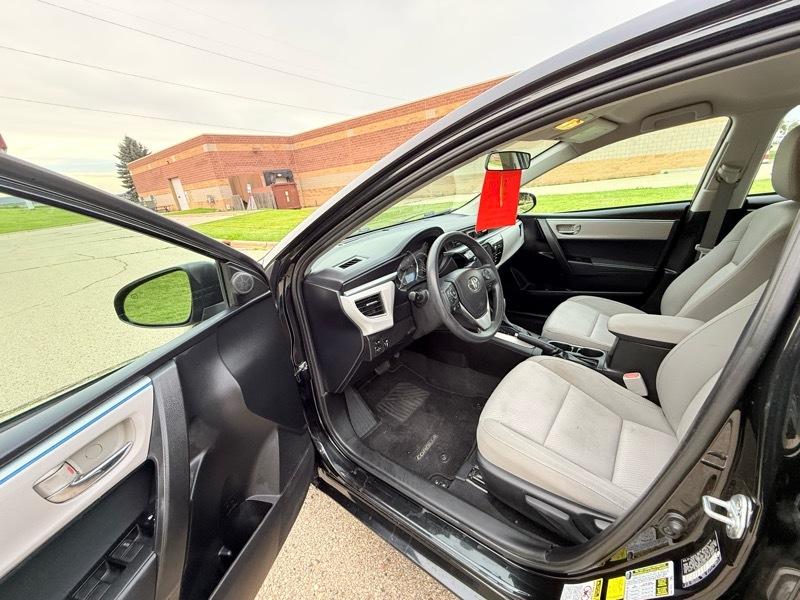Toyota Corolla 4dr Sdn LE Auto 2014