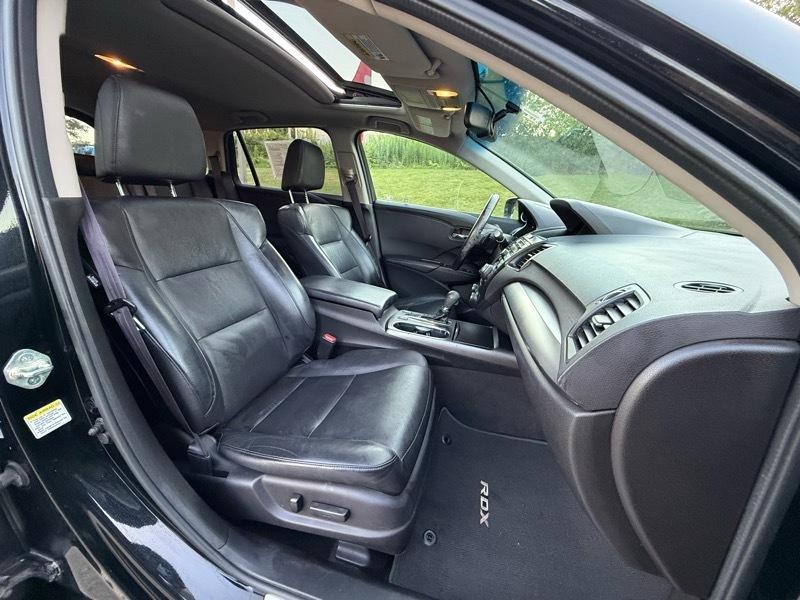 Acura RDX 6-Spd AT AWD w/ Technology Package 2013