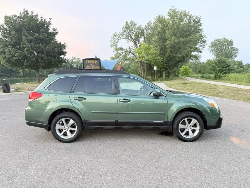 Subaru Outback 2.5i Limited 2013