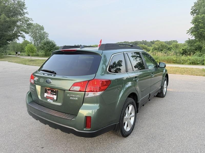 Subaru Outback 2.5i Limited 2013