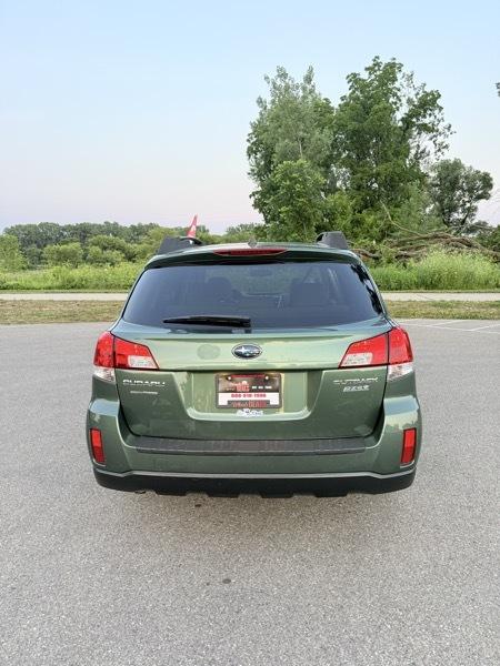 Subaru Outback 2.5i Limited 2013