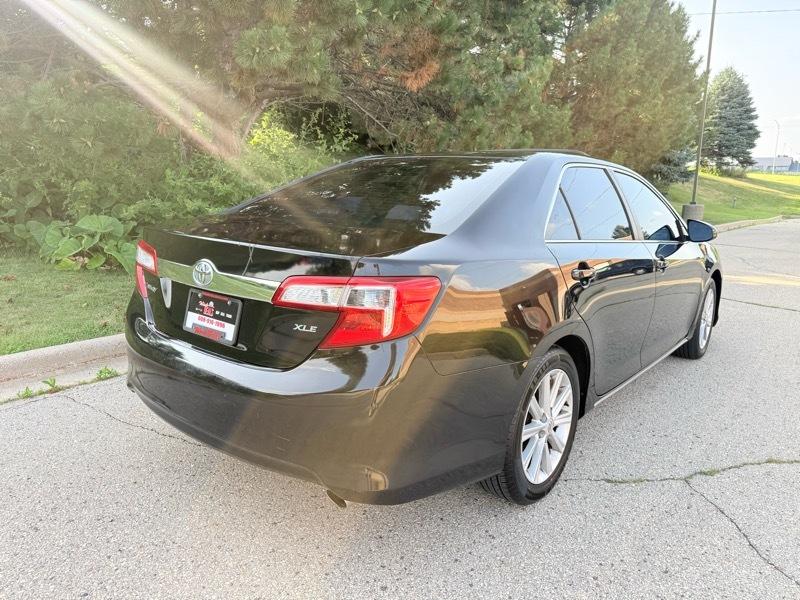 Toyota Camry 4dr Sedan LE 2012