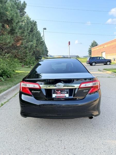 Toyota Camry 4dr Sedan LE 2012
