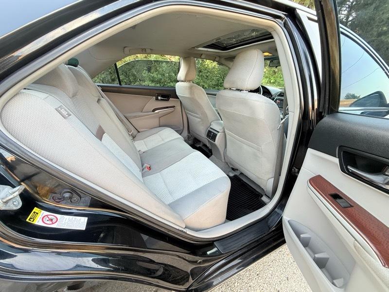 Toyota Camry 4dr Sedan LE 2012