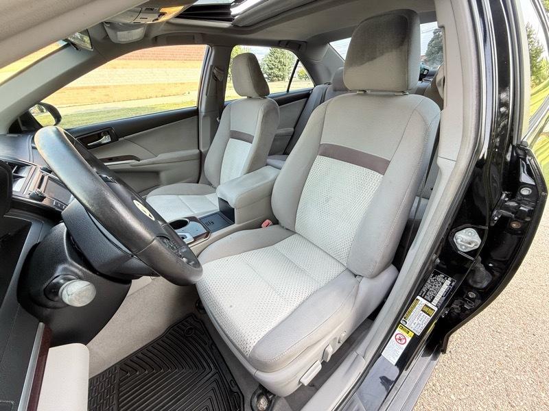 Toyota Camry 4dr Sedan LE 2012