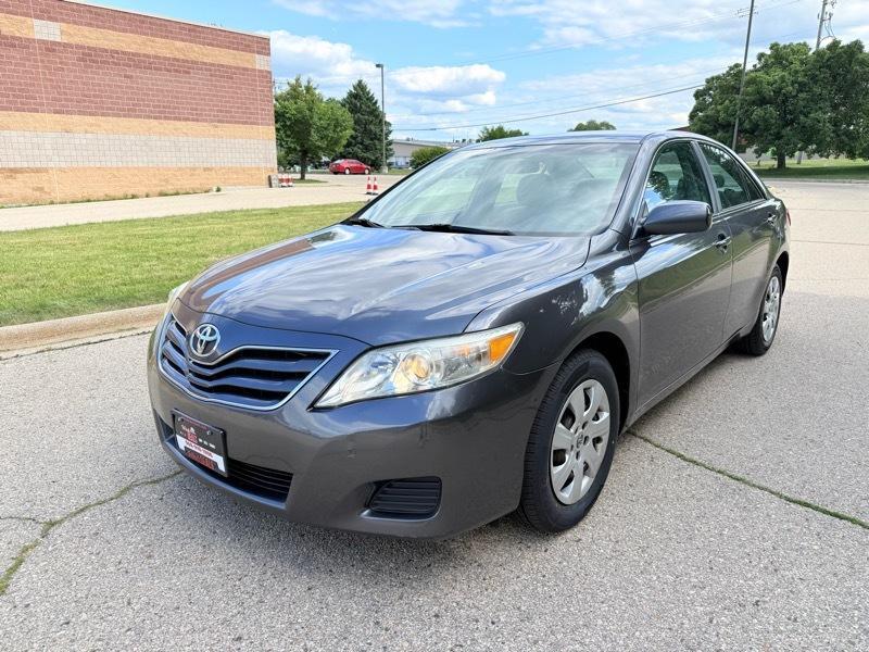 Toyota Camry LE 2011