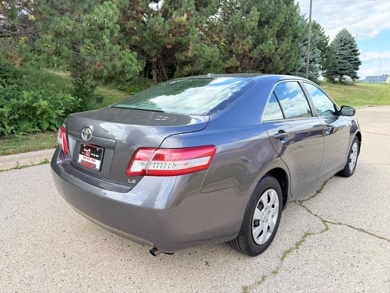 Toyota Camry LE 2011