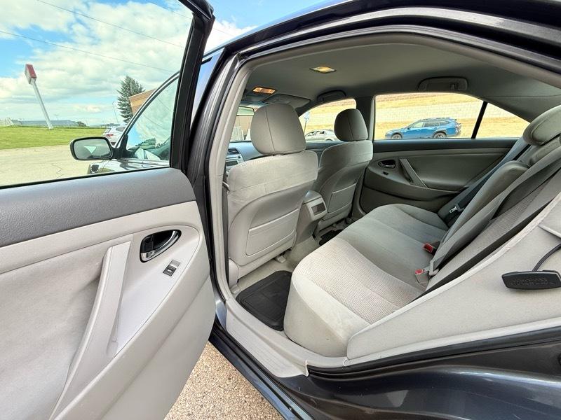 Toyota Camry LE 2011