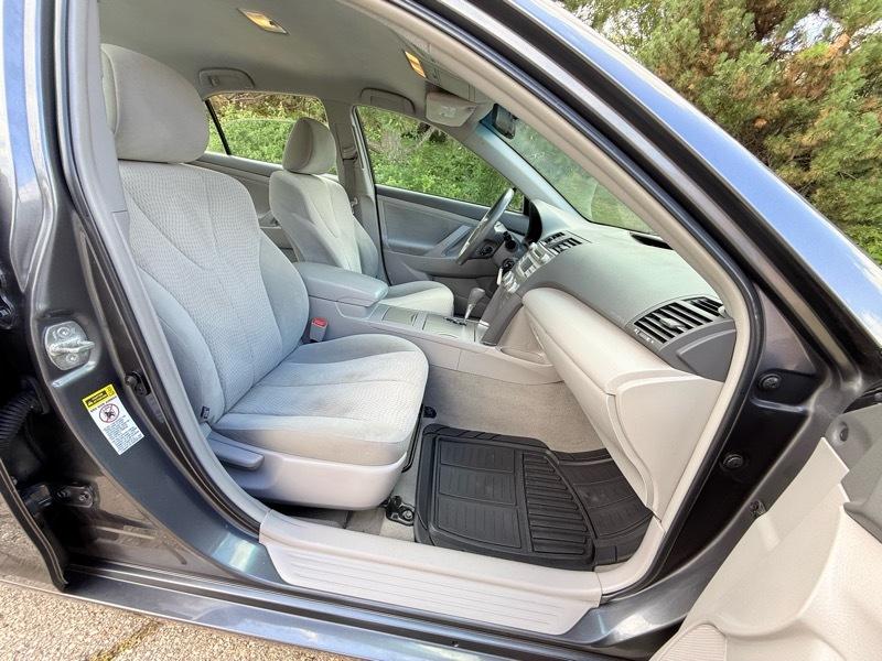 Toyota Camry LE 2011