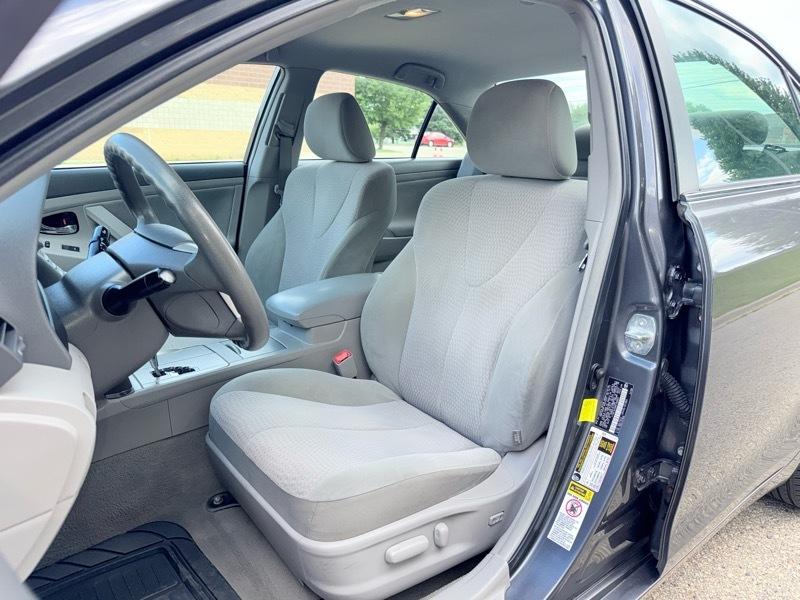 Toyota Camry LE 2011
