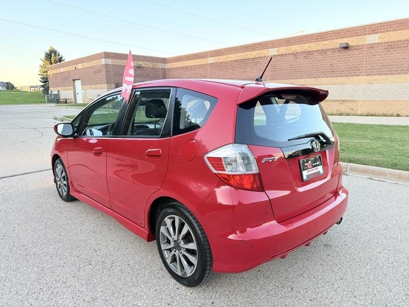 Honda Fit Sport 5-Speed AT 2012