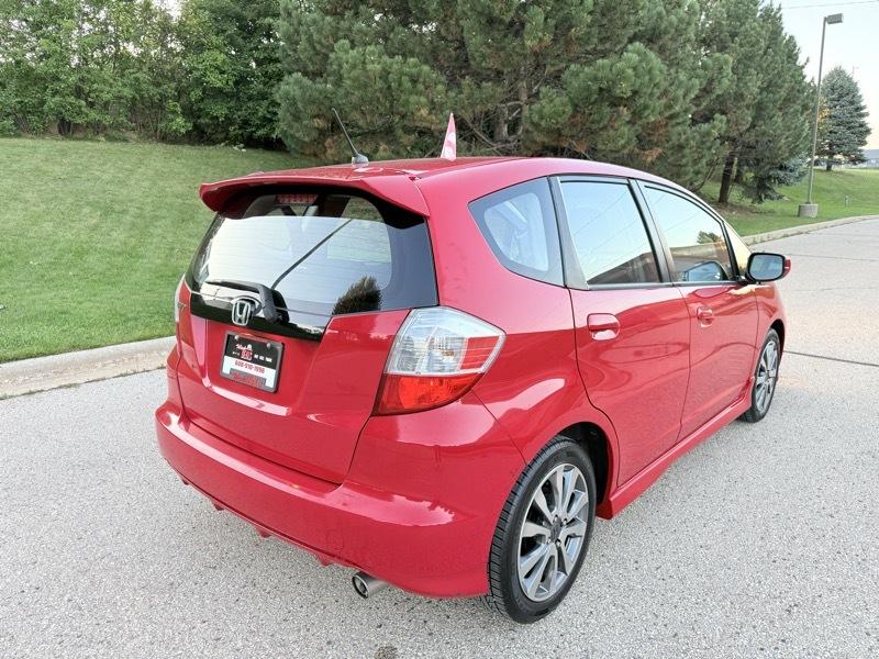 Honda Fit Sport 5-Speed AT 2012