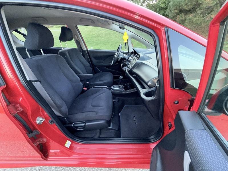 Honda Fit Sport 5-Speed AT 2012