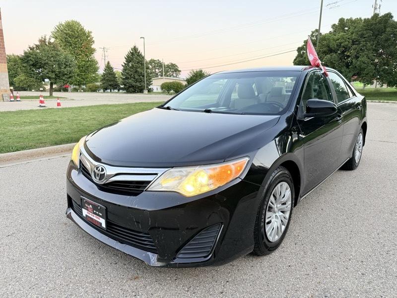 Toyota Camry 4dr Sedan LE 2012