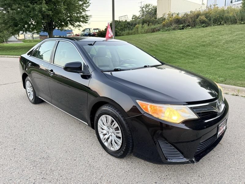 Toyota Camry 4dr Sedan LE 2012