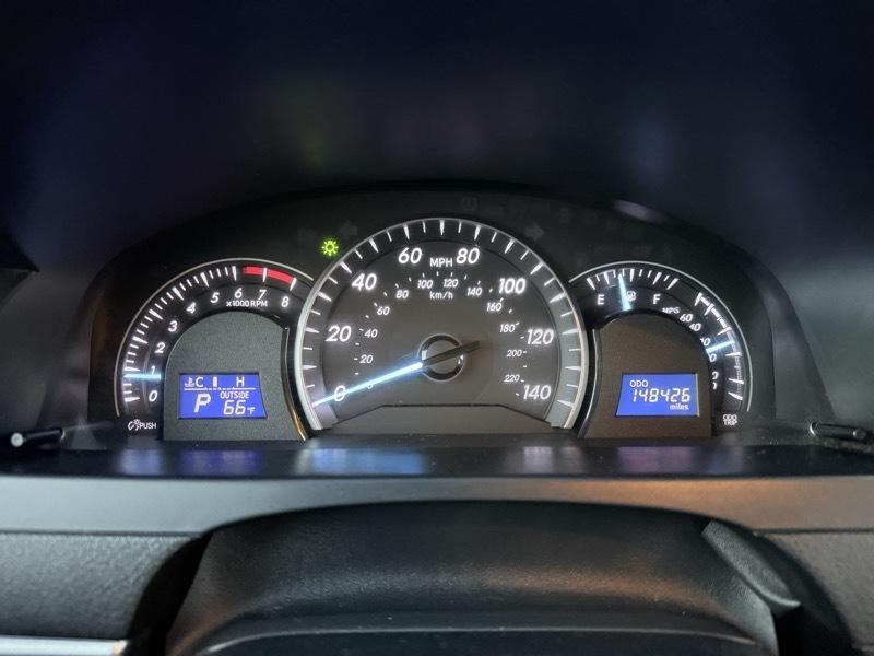 Toyota Camry 4dr Sedan LE 2012