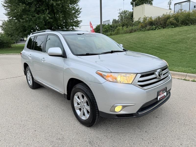 Toyota Highlander Base 4WD 2011
