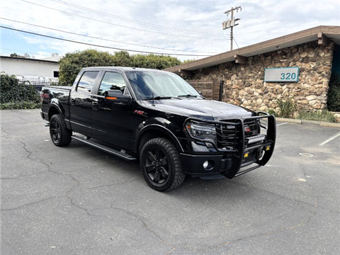 2013 Ford F-150 4WD SuperCrew 145" XLT