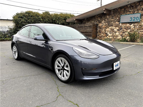 2022 Tesla Model 3 Standard Range RWD