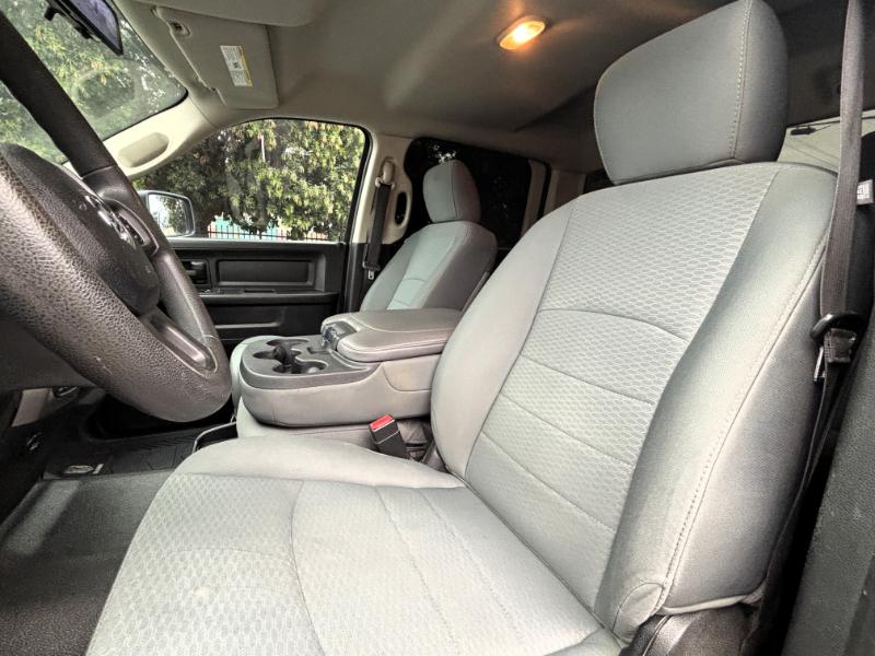 RAM 1500 Tradesman Crew Cab 4WD 2014