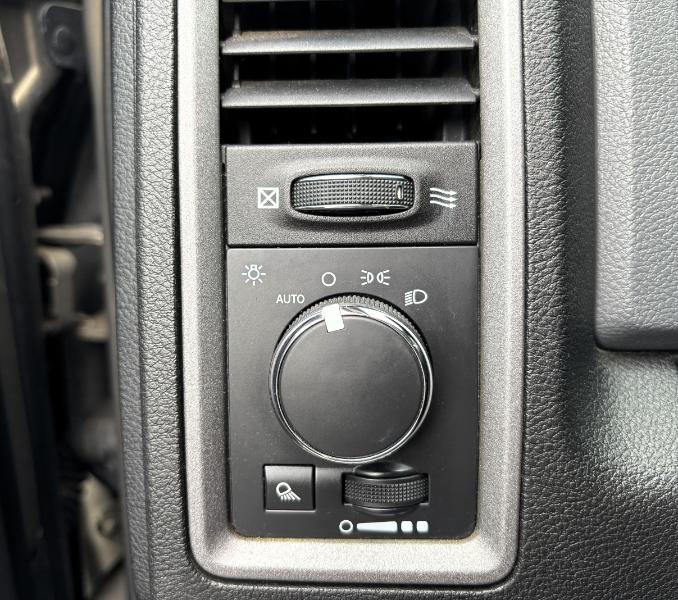 RAM 1500 Tradesman Crew Cab 4WD 2014