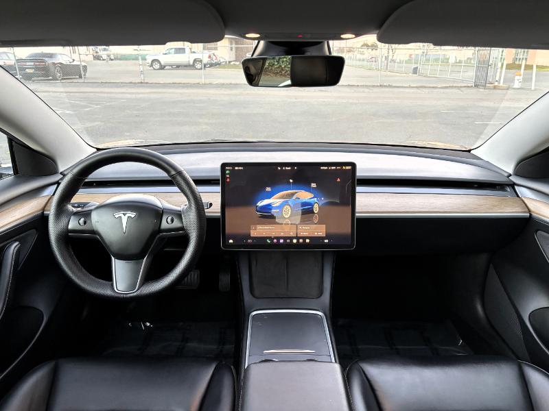 Tesla Model 3 Standard Range RWD 2023