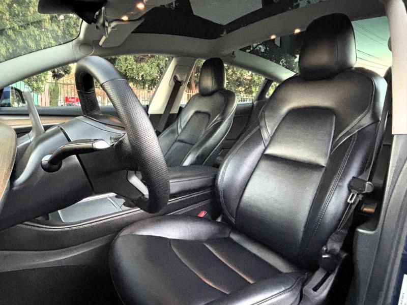 Tesla Model 3 Standard Range RWD 2023