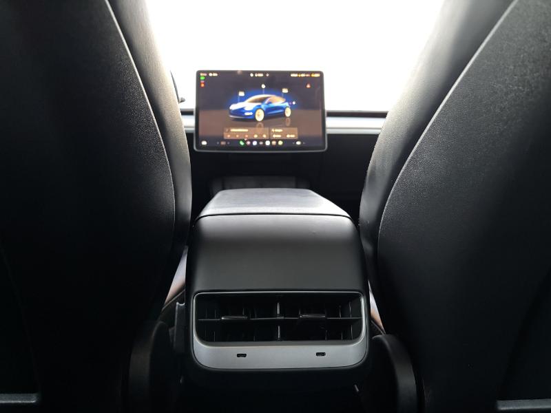 Tesla Model 3 Standard Range RWD 2023