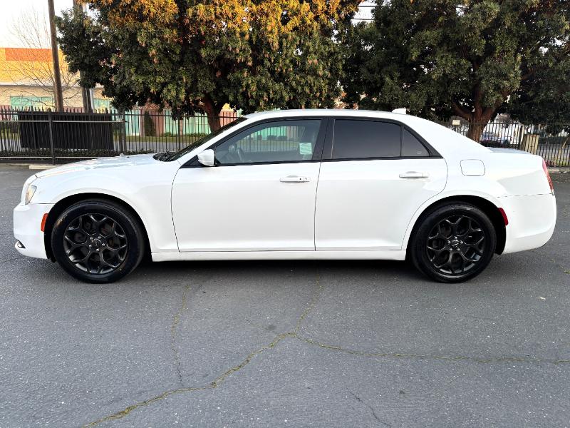 Chrysler 300 S V6 AWD 2019