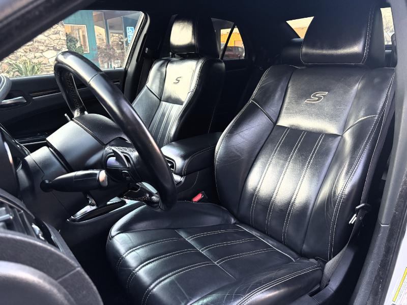 Chrysler 300 S V6 AWD 2019