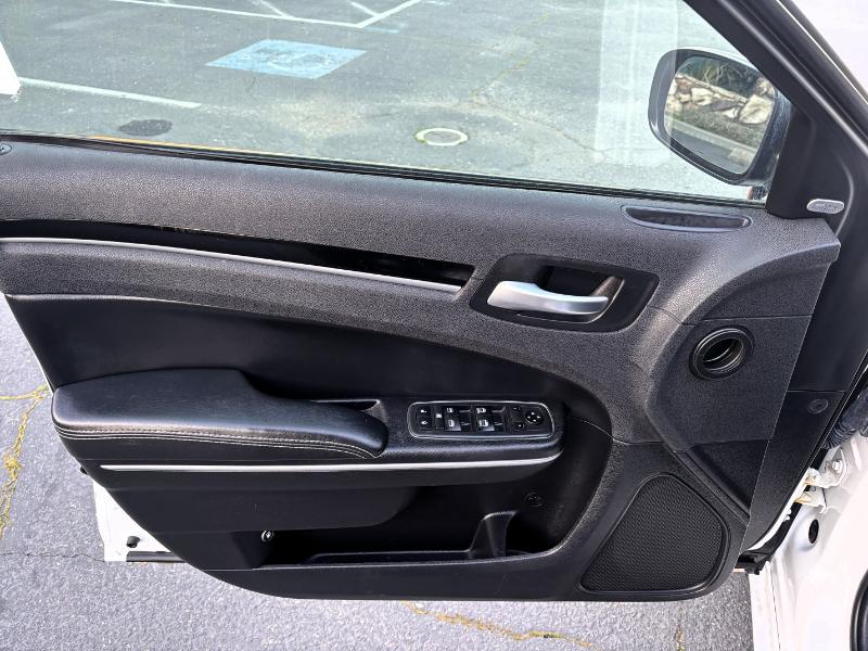 Chrysler 300 S V6 AWD 2019